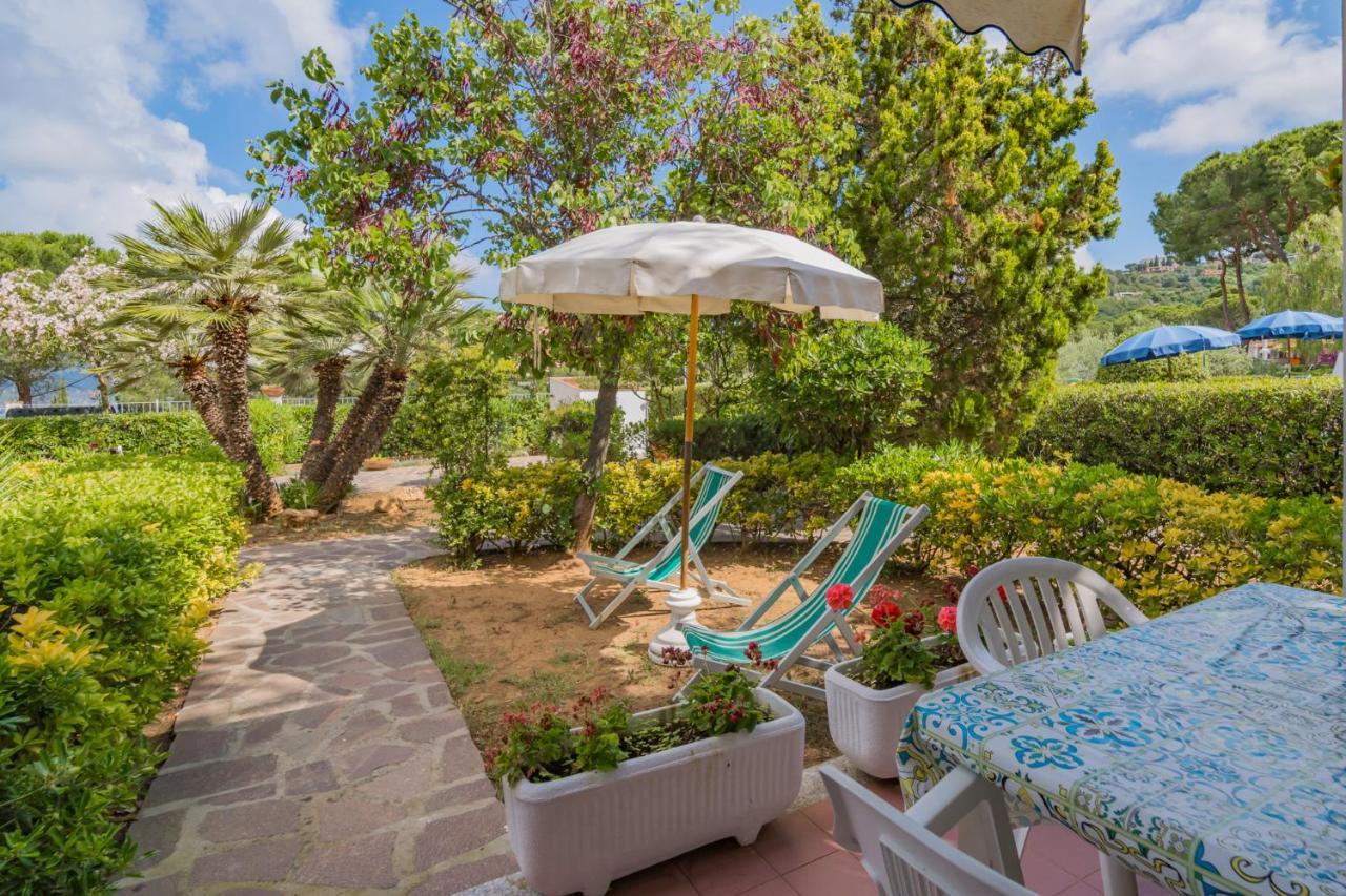 Residence Baia Delle Grazie Casa Morcone ภายนอก รูปภาพ