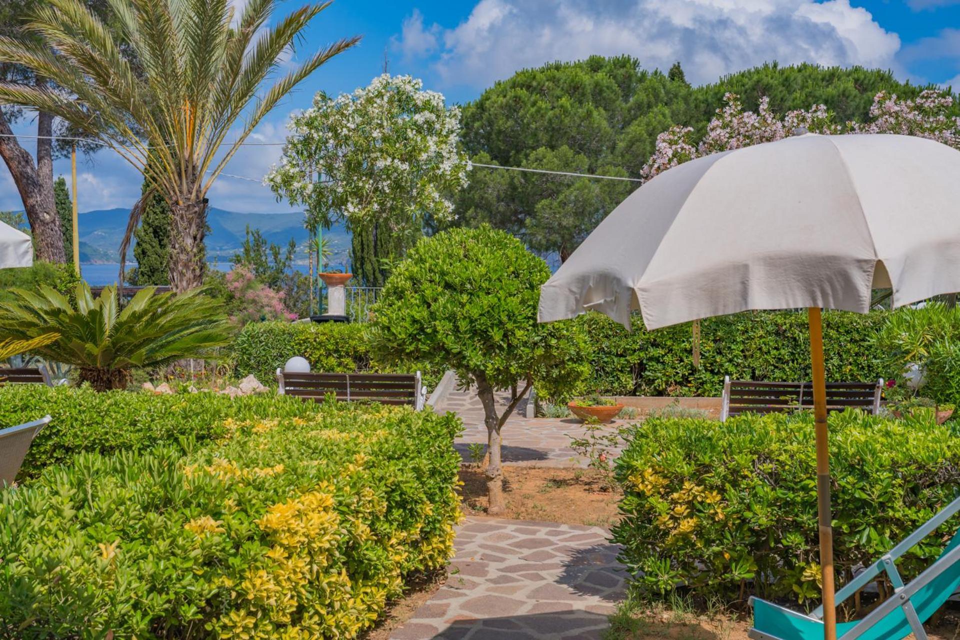 Residence Baia Delle Grazie Casa Morcone ภายนอก รูปภาพ